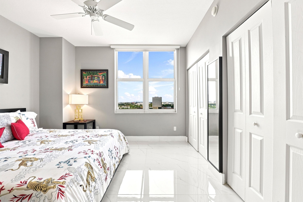 511 Se 5 Avenue - Photo 26