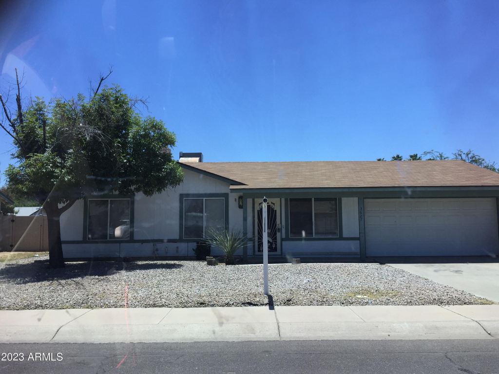 3627 W Carla Vista Drive - Photo 0