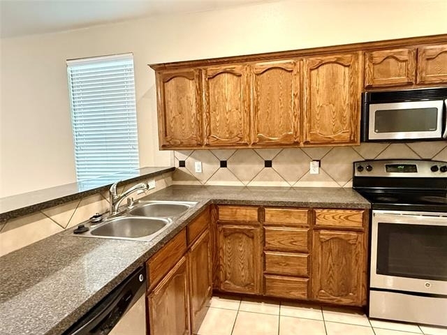 10008 Coolidge Drive - Photo 4