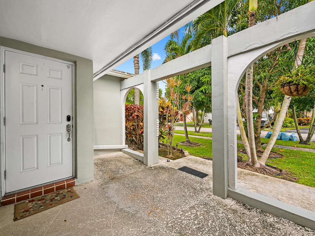 10497 Nw 4th Street - Photo 16