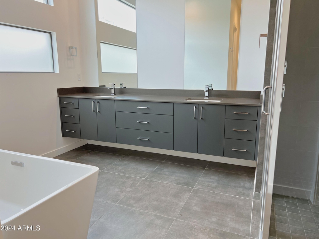 10920 E North Lane - Photo 15