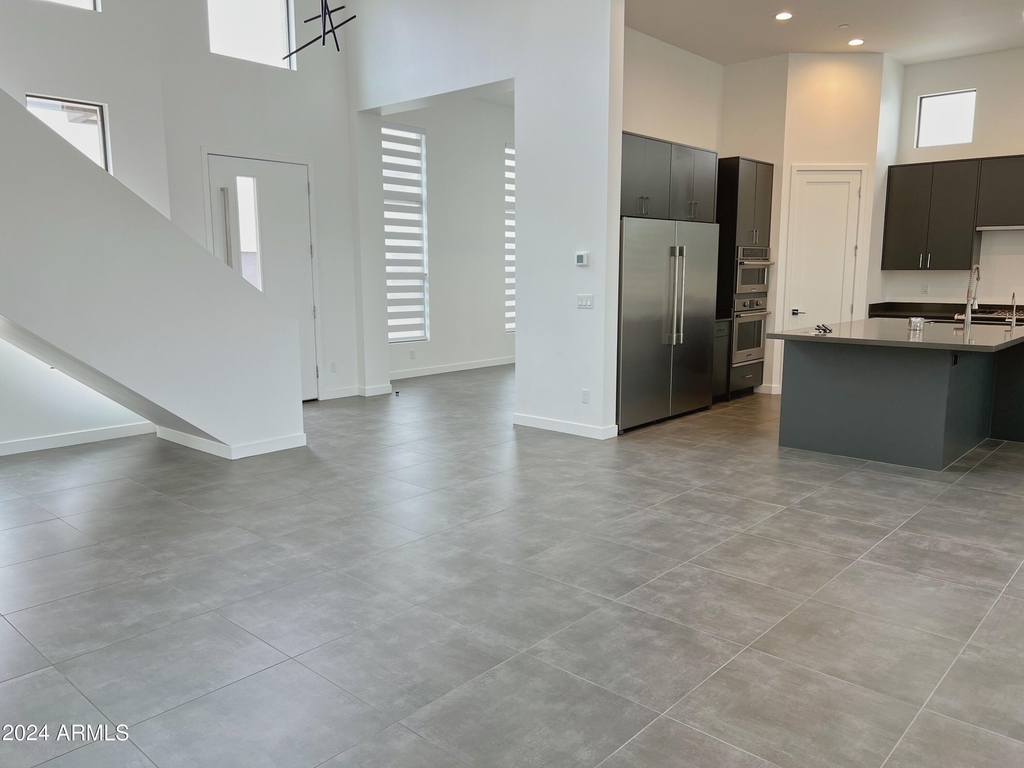 10920 E North Lane - Photo 4