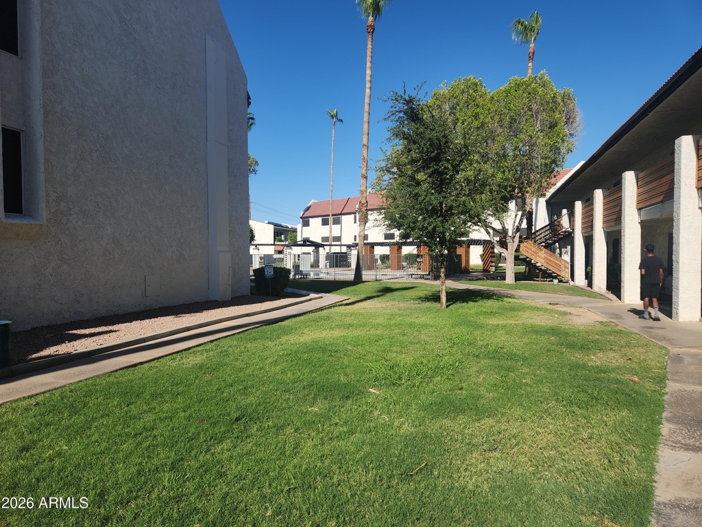 1865 E Broadway Road - Photo 6