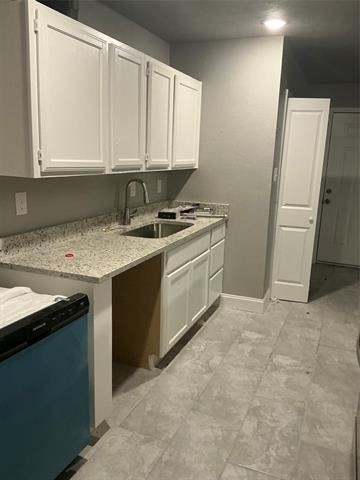 6951 Newberry Court W - Photo 2