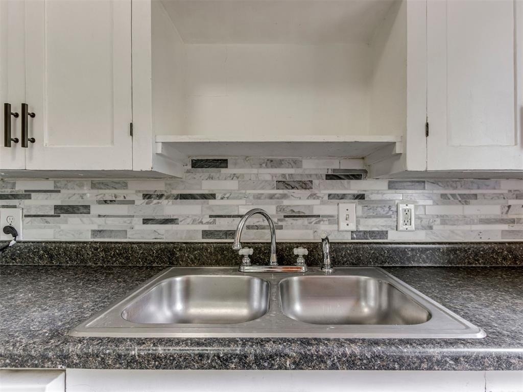 604 Iowa Street - Photo 17