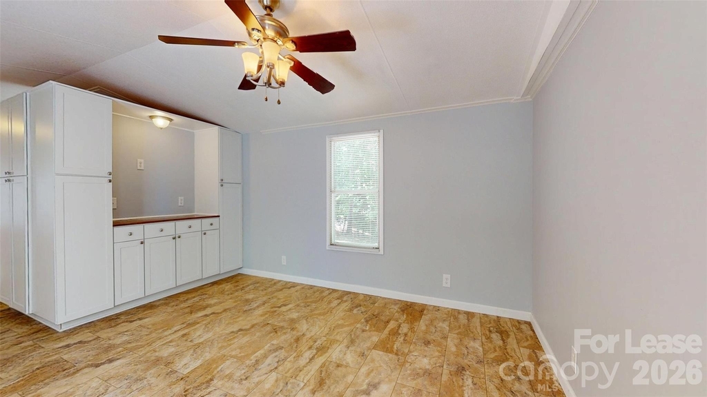 4120 Glenola Drive - Photo 2