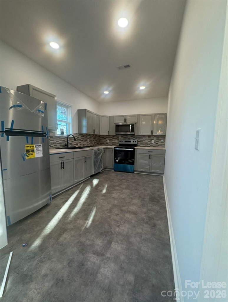201 S Market Street - Photo 3