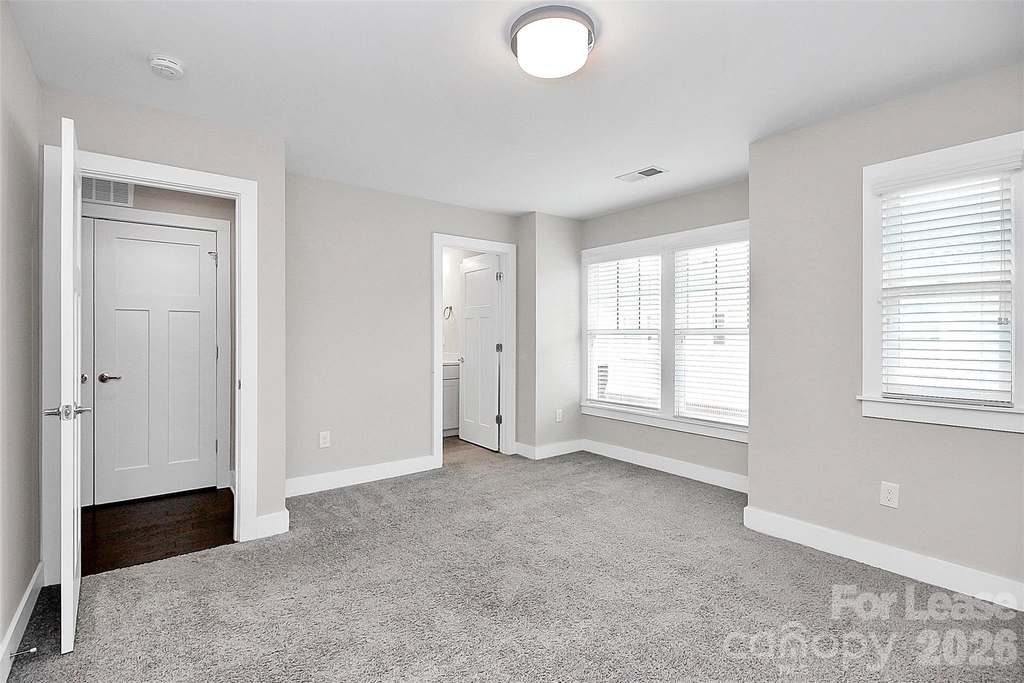 1420 W 4th Street - Photo 15