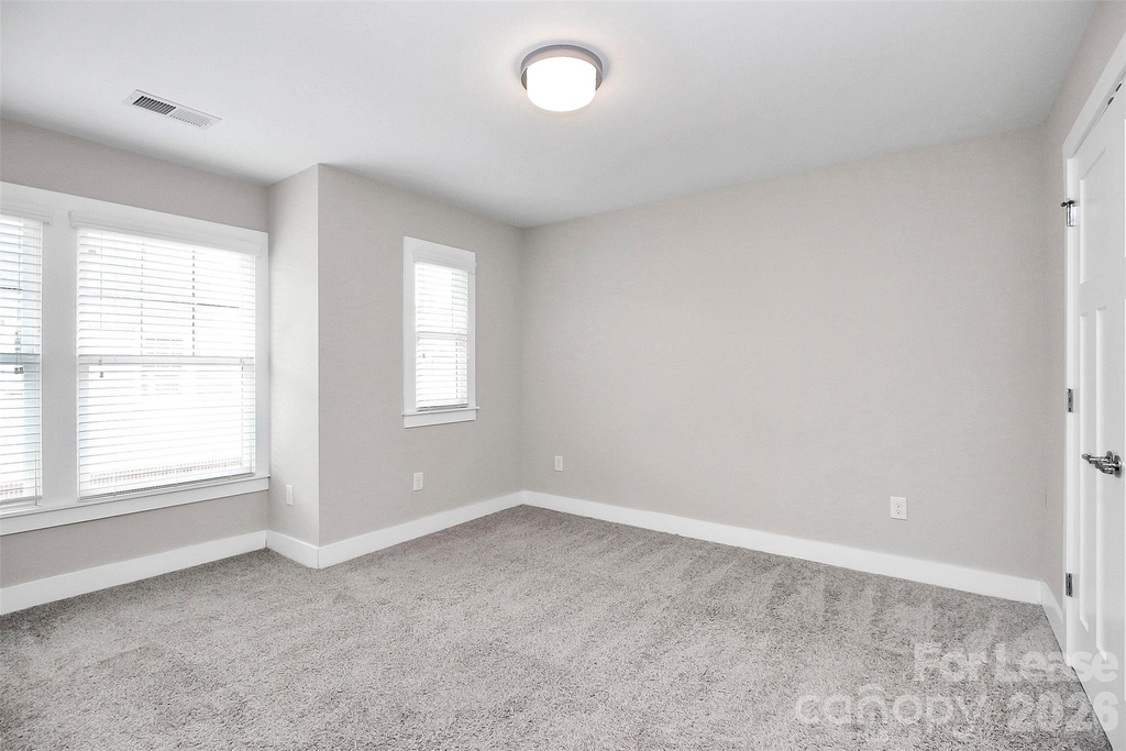 1420 W 4th Street - Photo 14