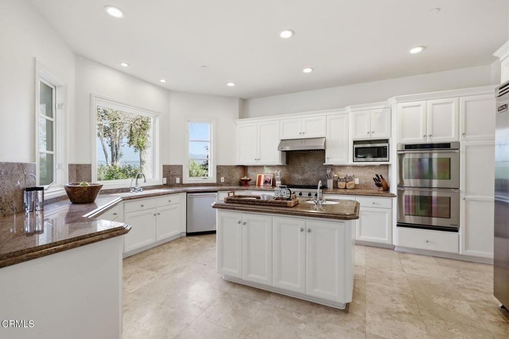12986 Macdonald Drive - Photo 7