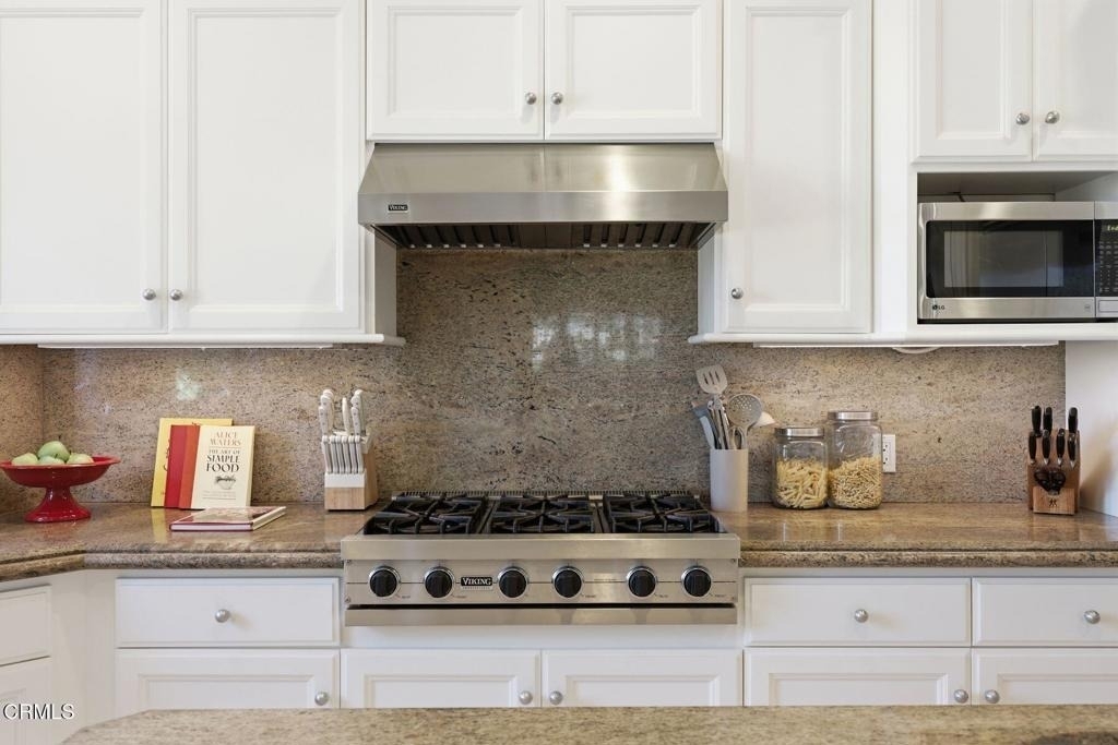 12986 Macdonald Drive - Photo 9