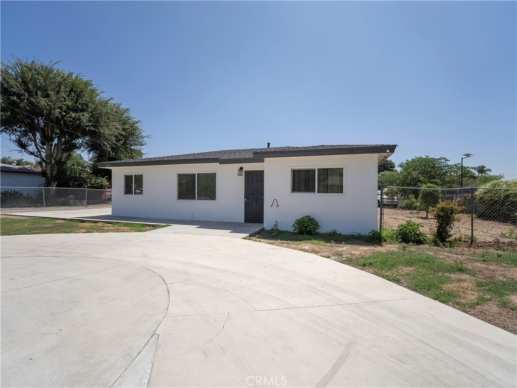 13173 Mckinley Avenue - Photo 1