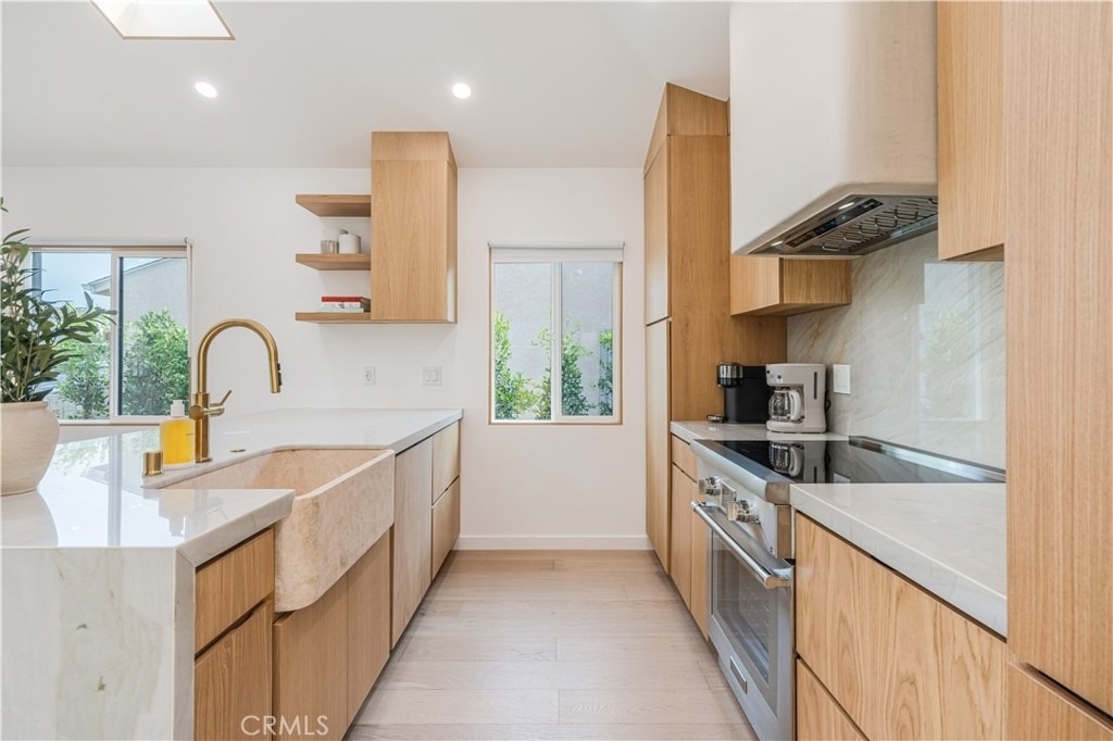 8417 Holy Cross Place - Photo 8
