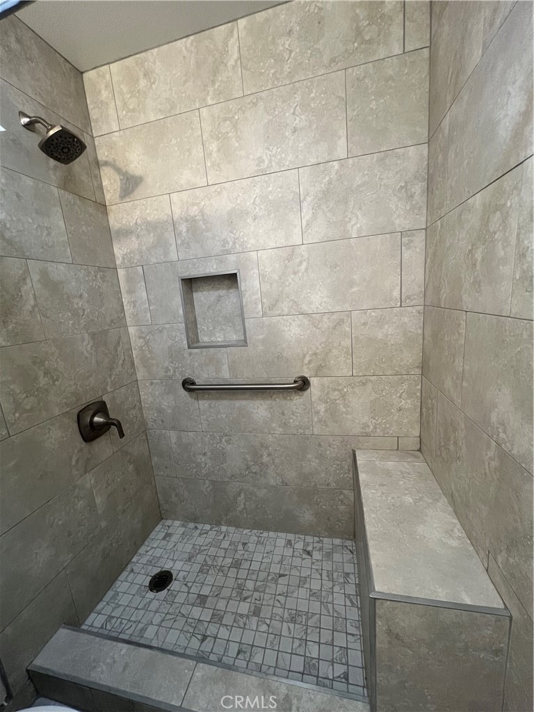 150 E Lakeshore - Photo 10