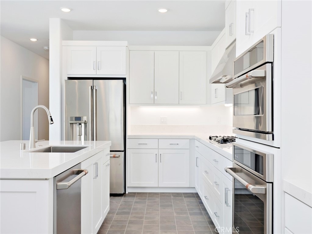 27399 Fox Den Place - Photo 10