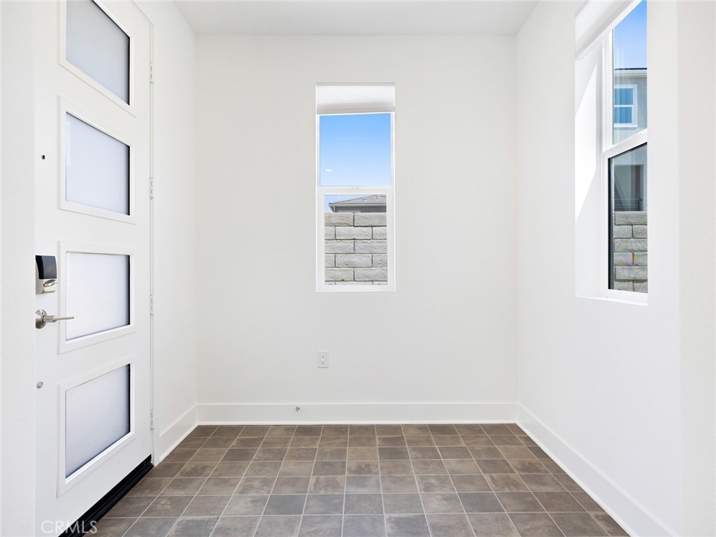 27399 Fox Den Place - Photo 3