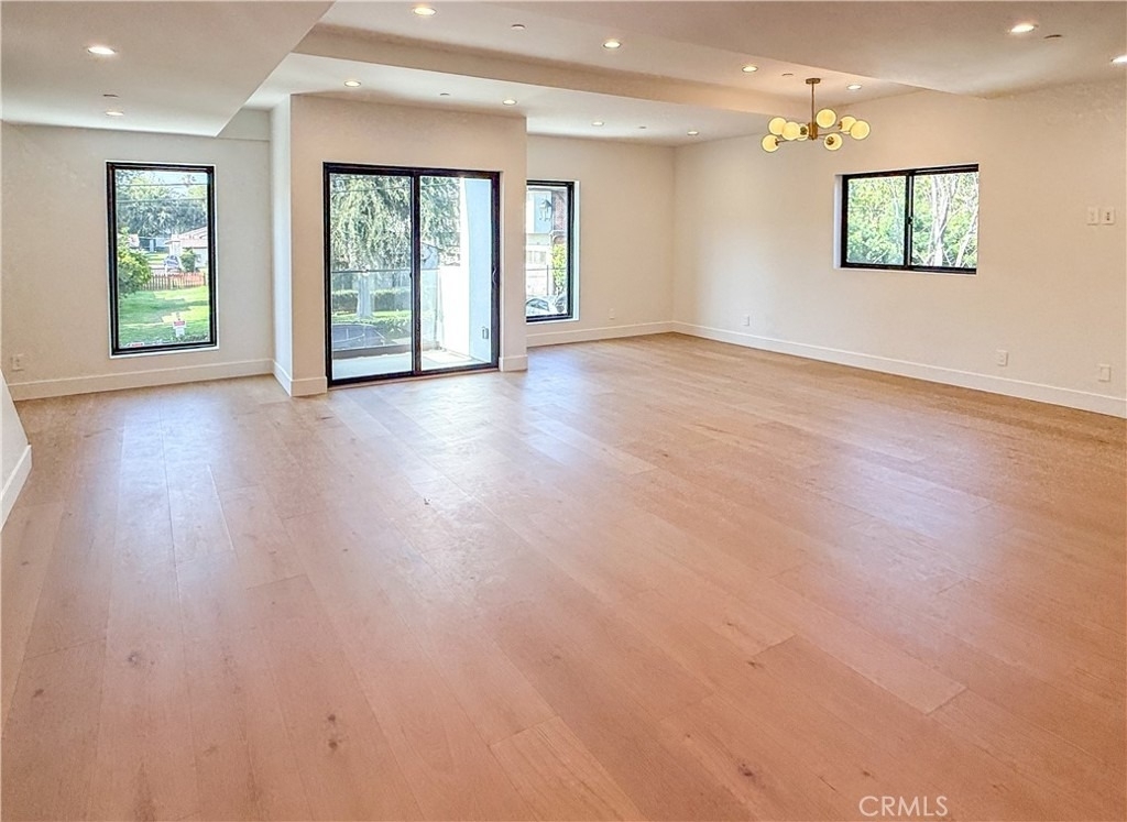 12816 Bloomfield Street - Photo 2