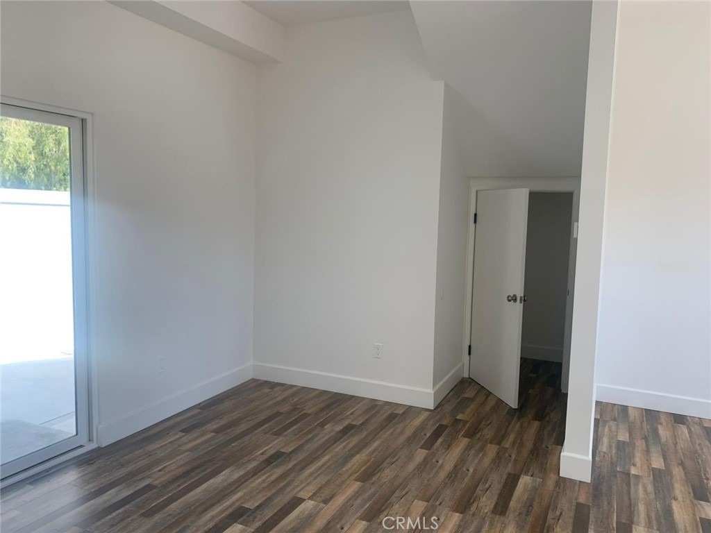 16507 San Fernando Mission Boulevard - Photo 7
