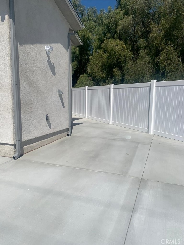 16507 San Fernando Mission Boulevard - Photo 15