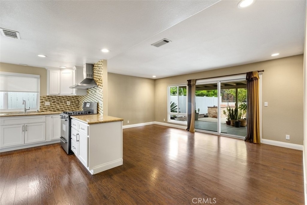 1517 Uppingham - Photo 1