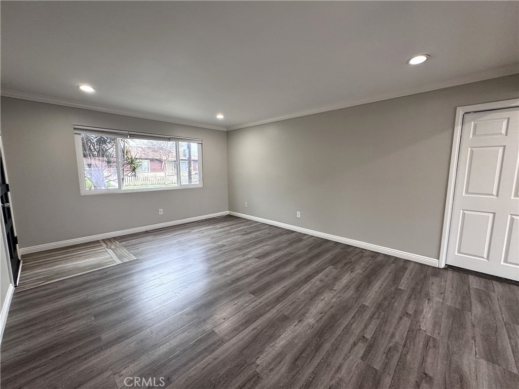 24614 Pennsylvania Avenue - Photo 2