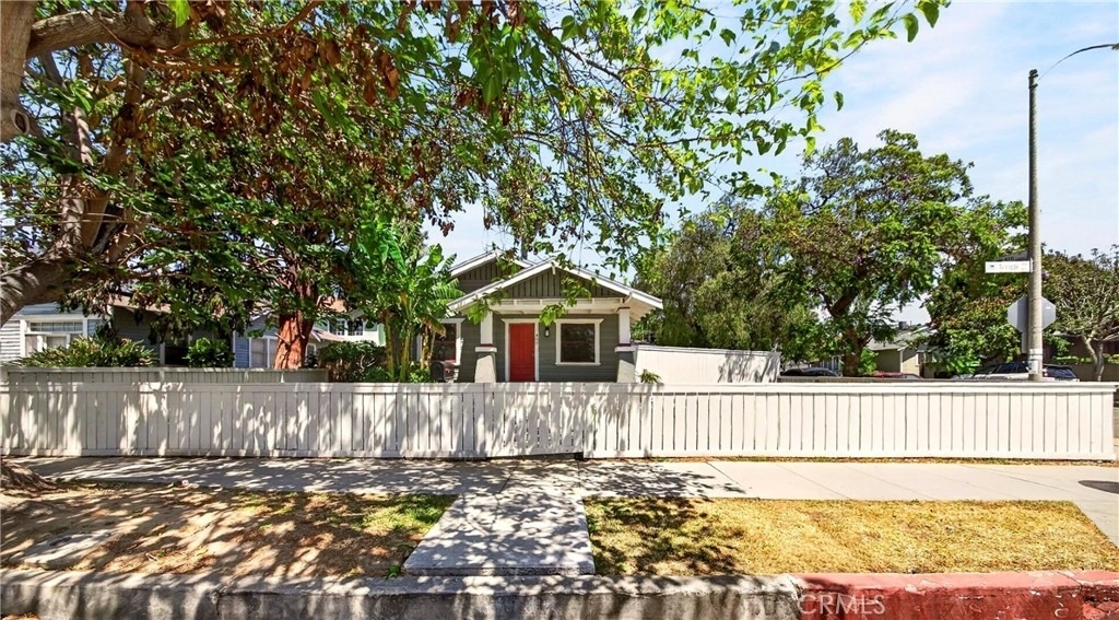 800 Temple - Photo 1