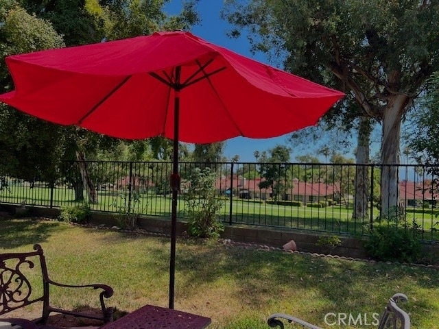 1254 Scenic View St - Photo 4