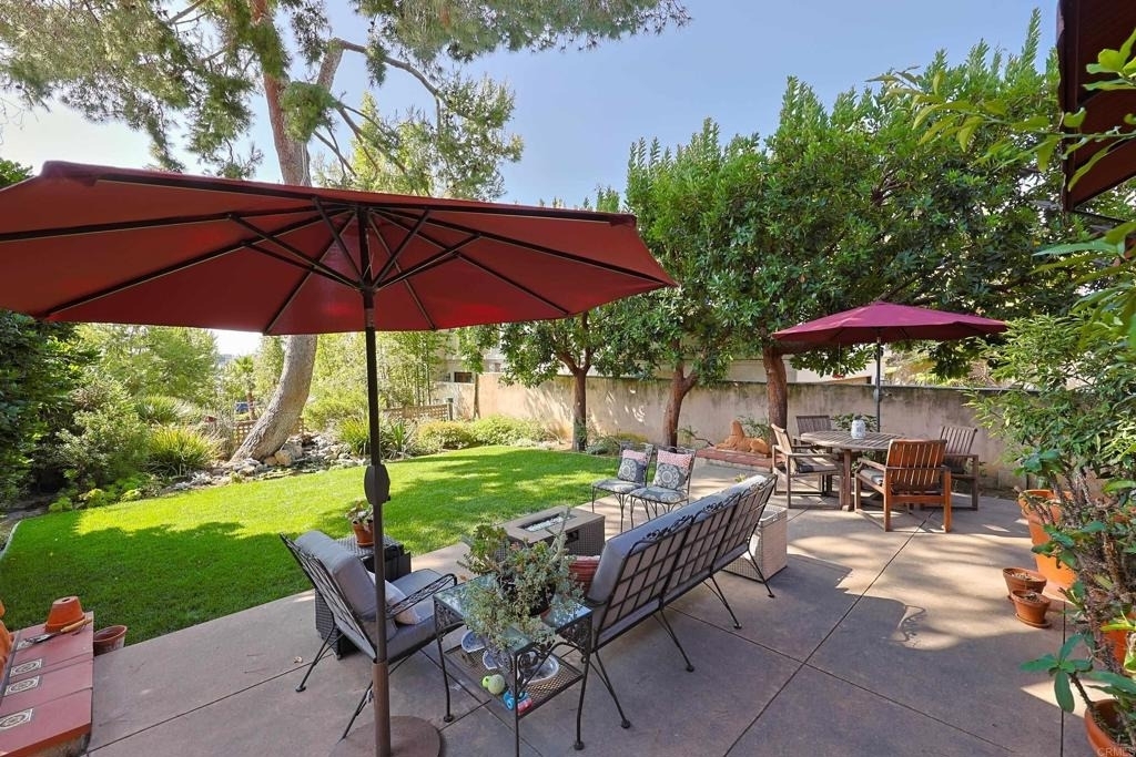 1027 Adella - Photo 40