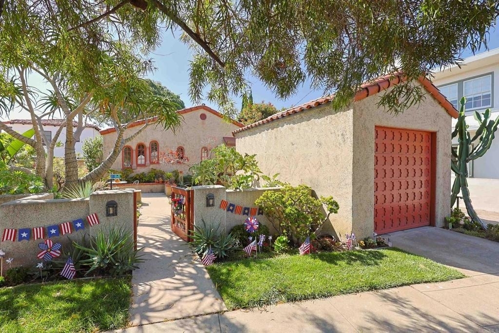 1027 Adella - Photo 65