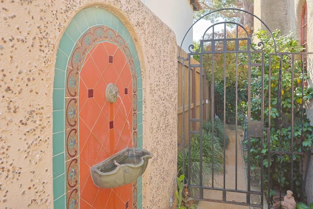 1027 Adella - Photo 58