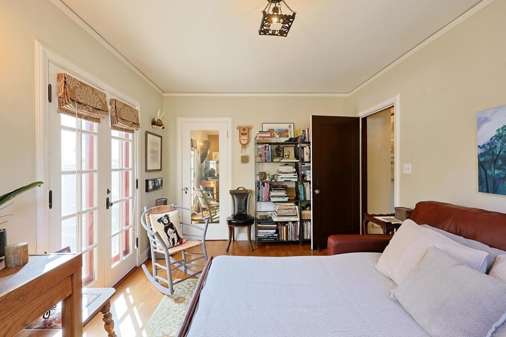 1027 Adella - Photo 20
