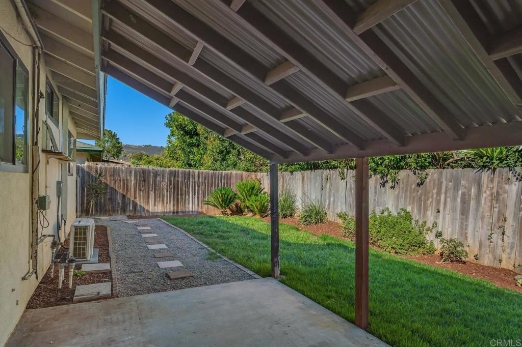 737 N Alda Drive - Photo 16