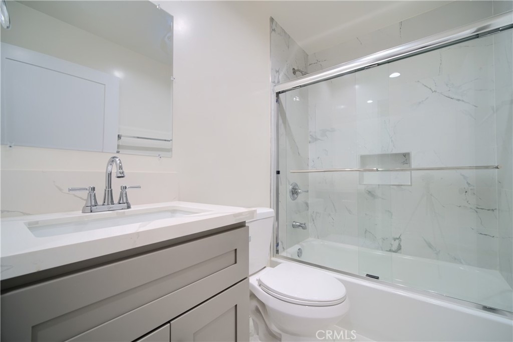 2011 S 8th Avenue - Photo 10