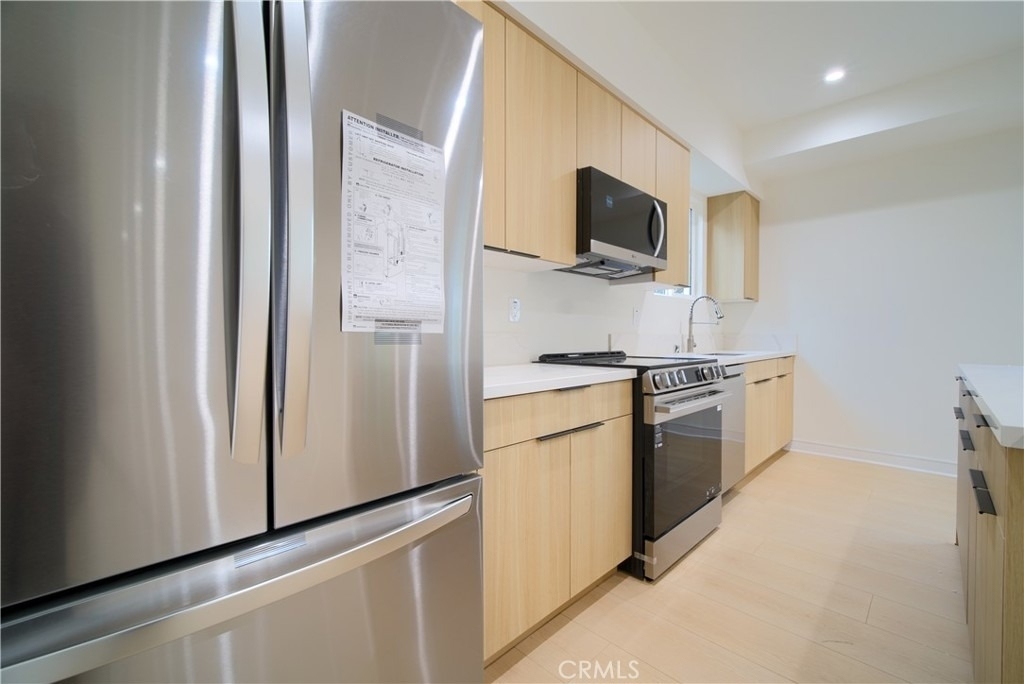 257 S Avenue 54 - Photo 5