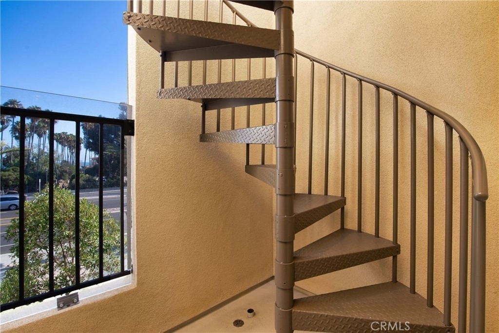 1523 Doheny - Photo 27