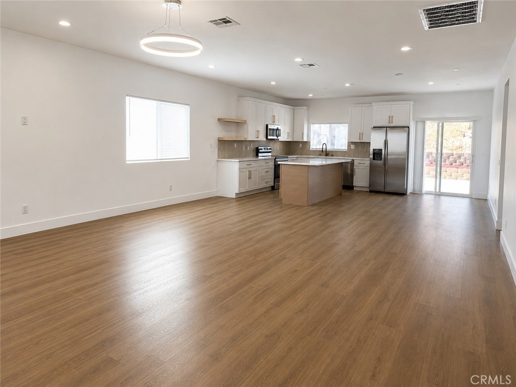 617 Acacia - Photo 3