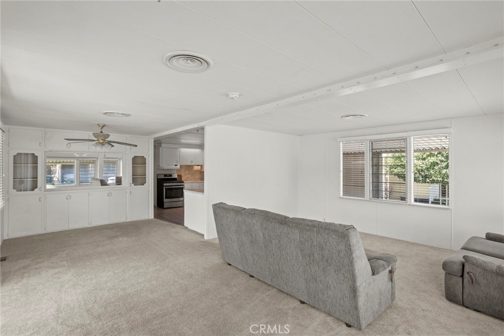 640 San Jose Drive - Photo 4