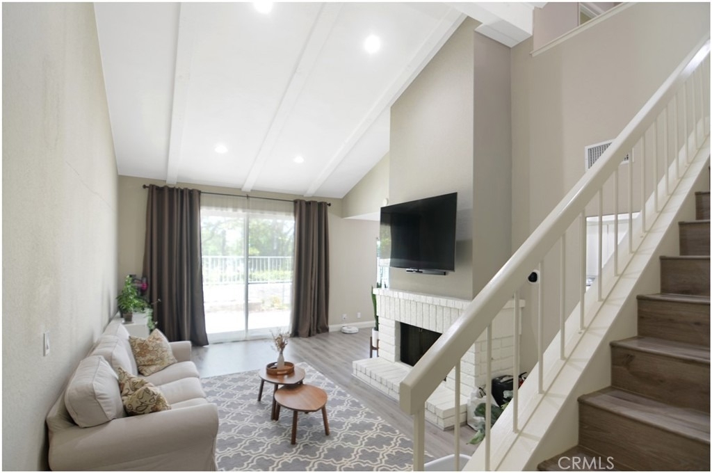 902 Creekside - Photo 1