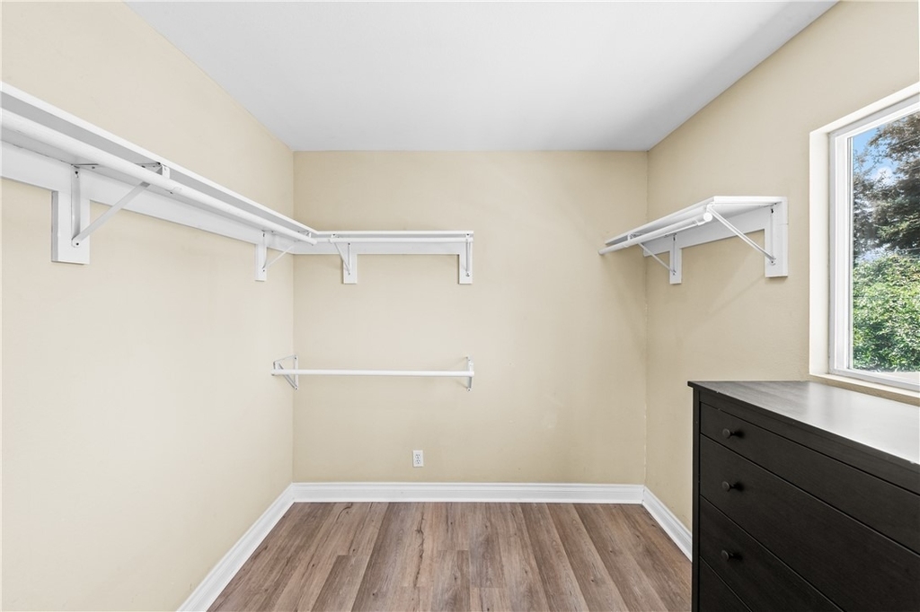 542 N Waverly Street - Photo 49