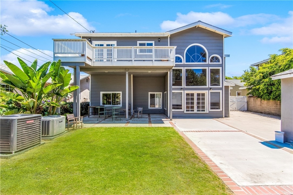 542 N Waverly Street - Photo 63