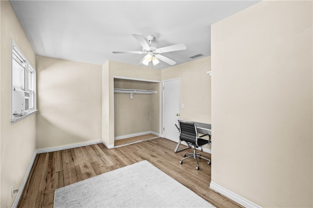 542 N Waverly Street - Photo 25