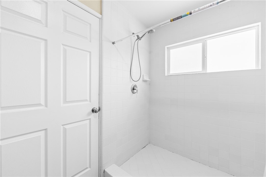 542 N Waverly Street - Photo 45