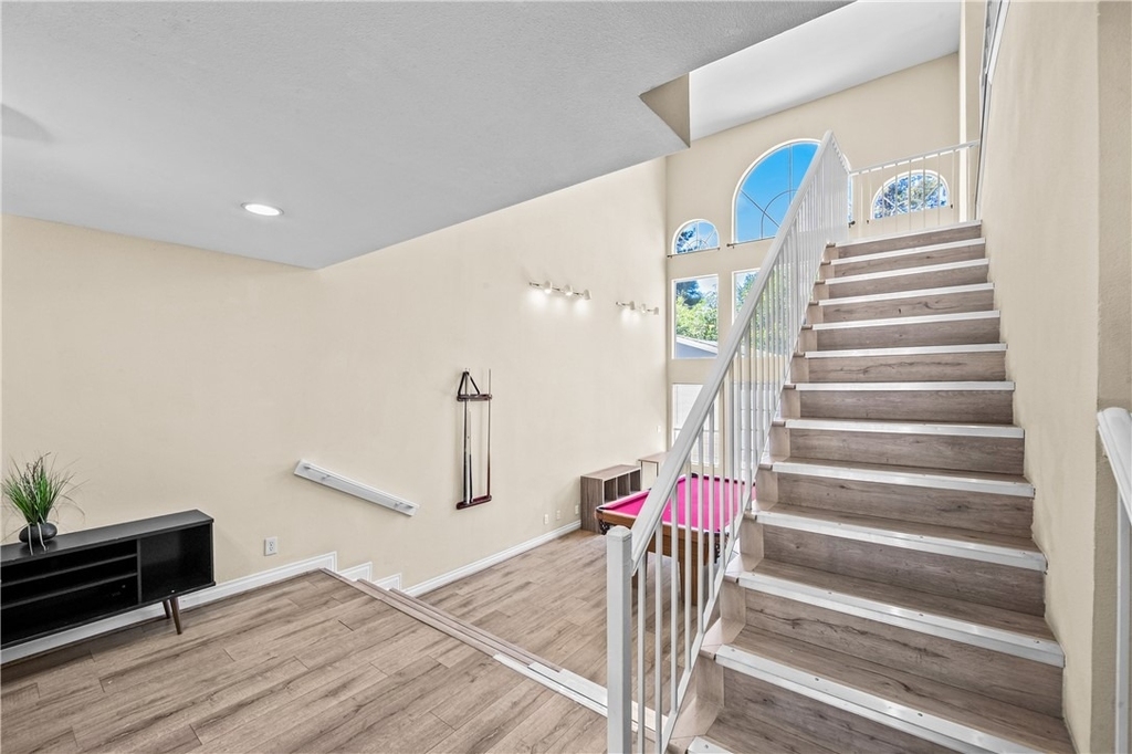 542 N Waverly Street - Photo 36