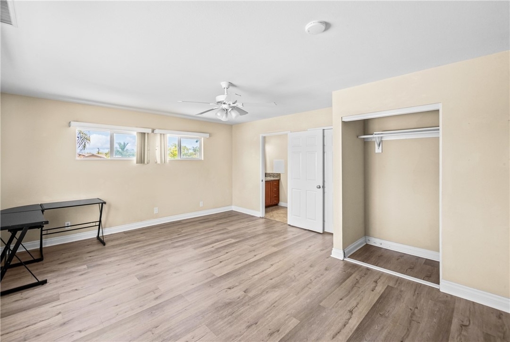 542 N Waverly Street - Photo 41