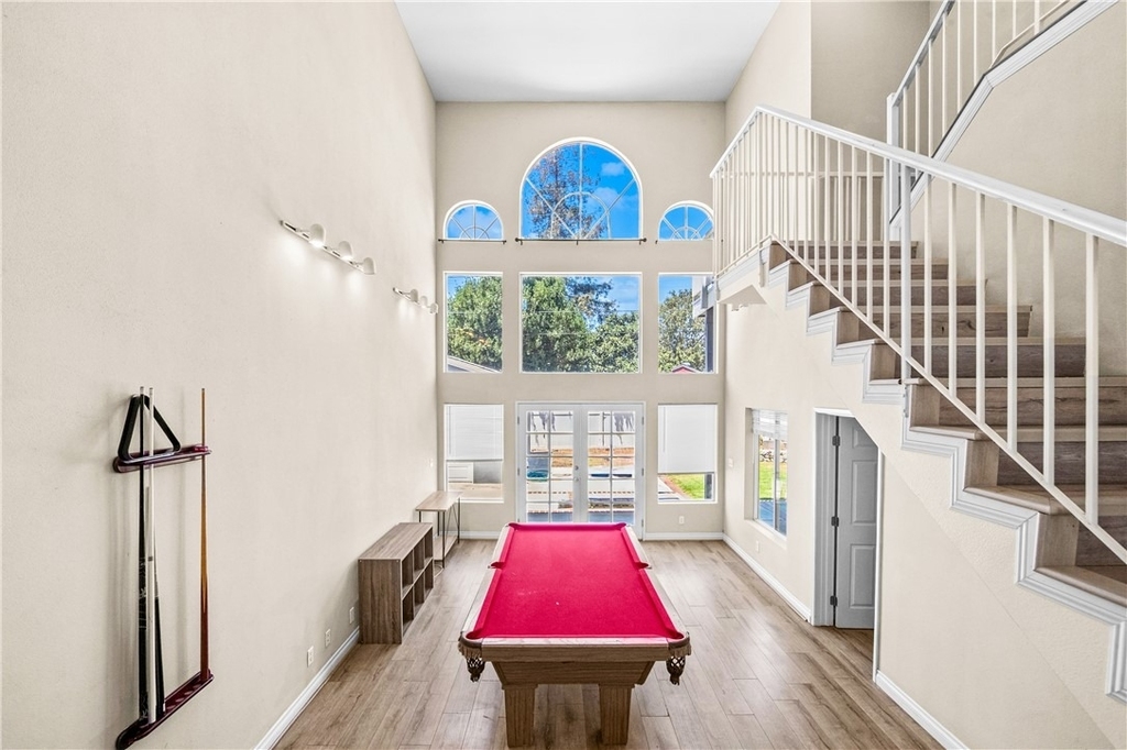 542 N Waverly Street - Photo 9