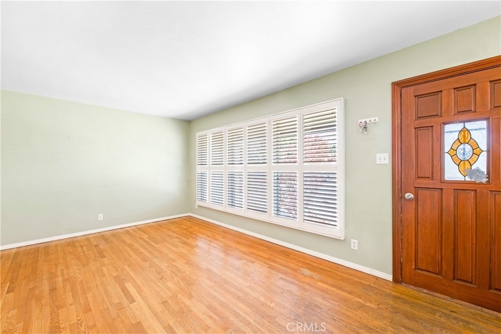 1231 E Mayfair Avenue - Photo 2