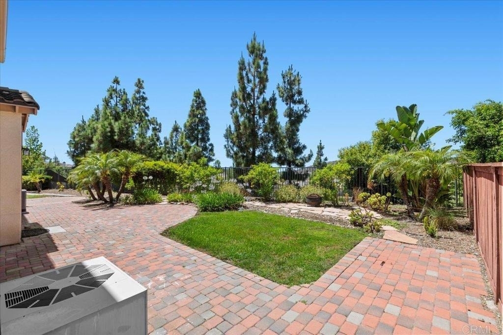 1560 Eden Court - Photo 31