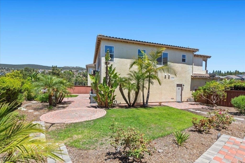 1560 Eden Court - Photo 34