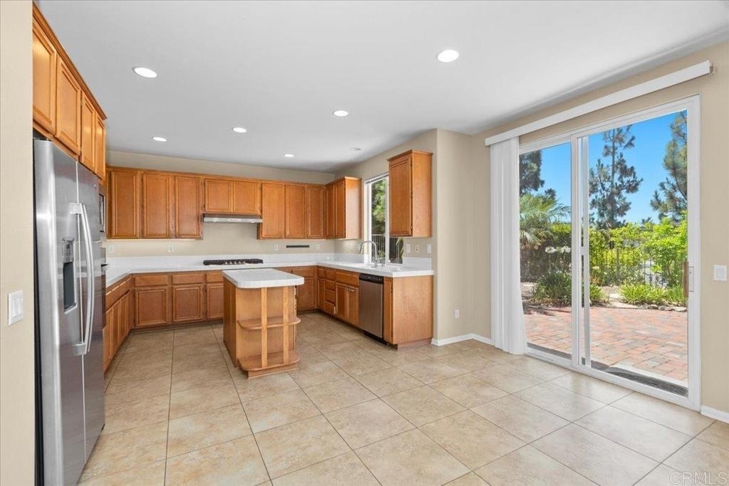 1560 Eden Court - Photo 11