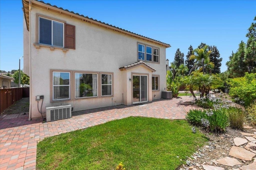 1560 Eden Court - Photo 32